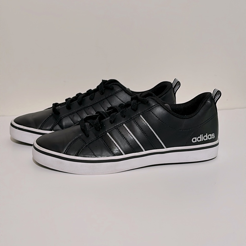 Men’s Adidas Pace Vs Black size 9